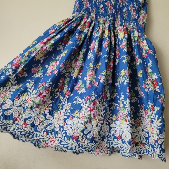 Vintage Summer Floral Embroidered Dress Size up to Medium - Picture 10 of 10